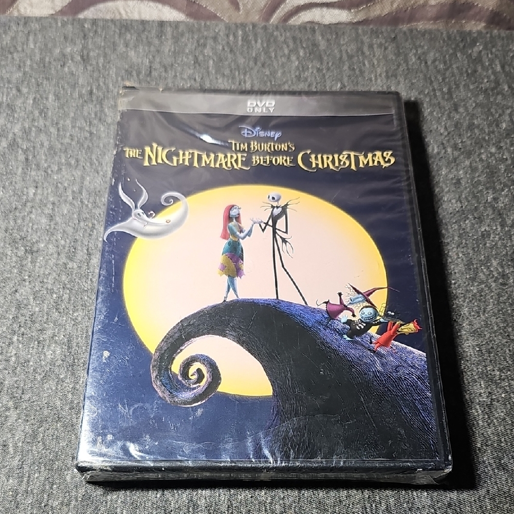 Disney The Nightmare Before Christmas DVD - Black and Yellow Cover